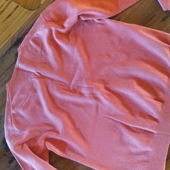 PriceDrop! Banana Republic "Stretch" Cotton Sweater. Men's M/L - Picture 6 of 9